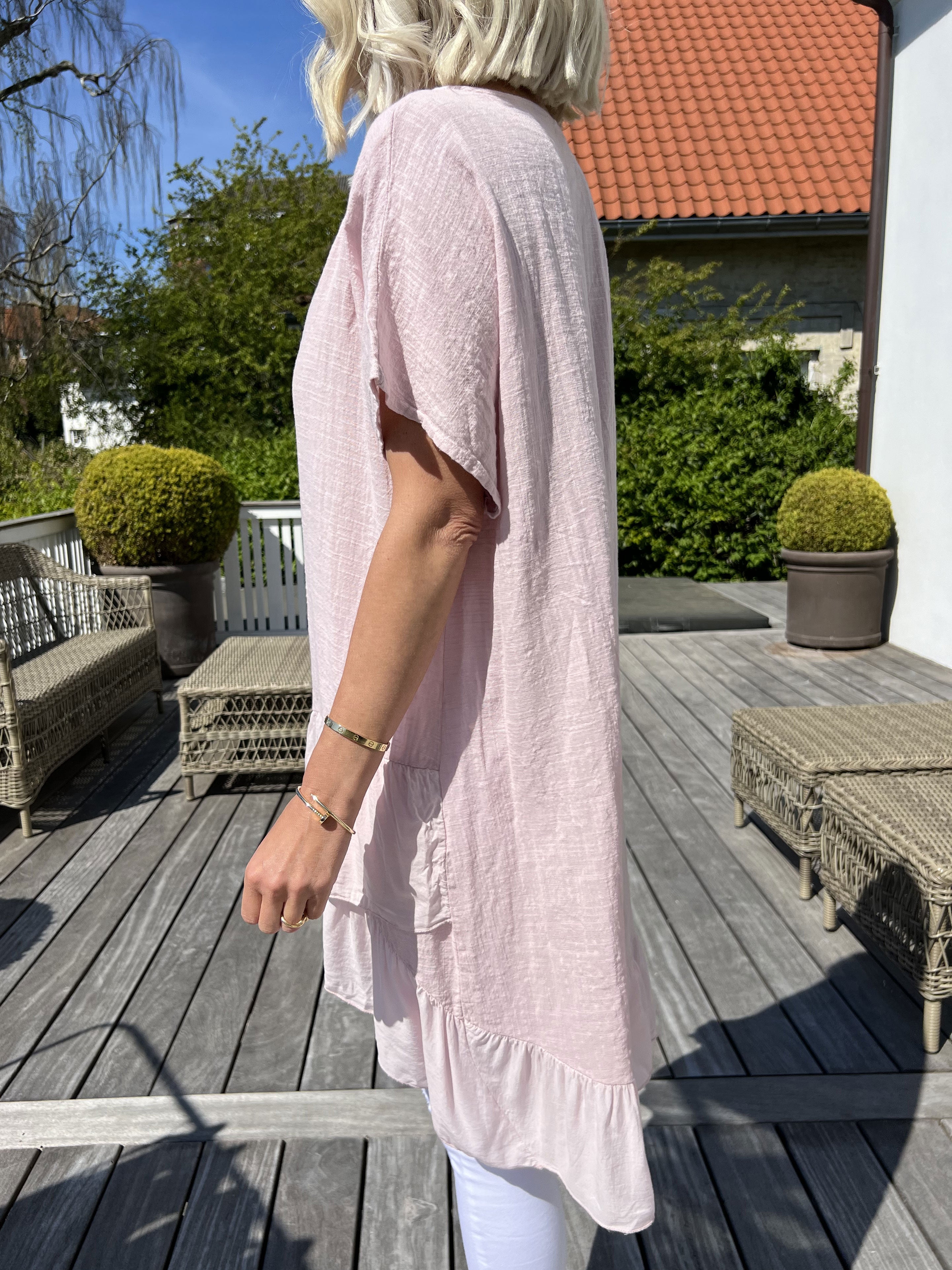 Elba - Tunika i forskudt længde med flæser